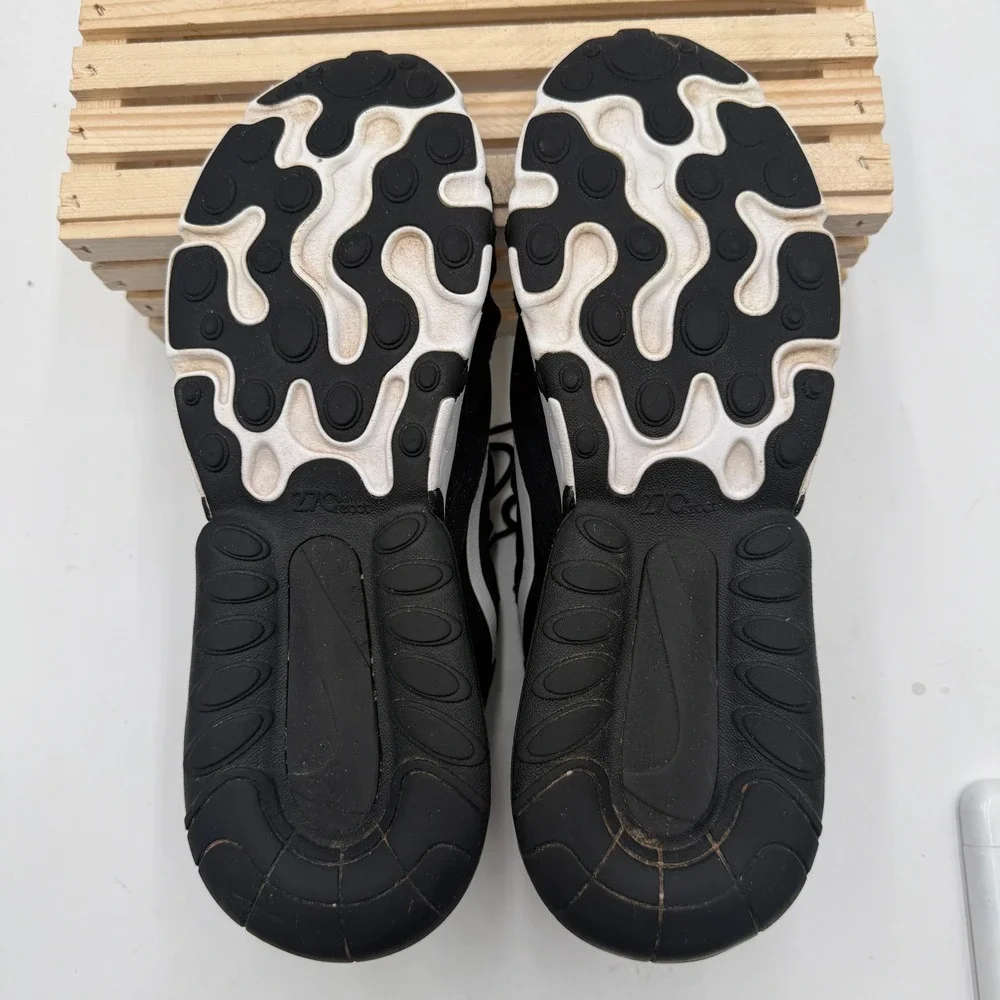 Nike Air Max 270 React Sneakers Black White Mens Athletic Shoes Size‎ 9